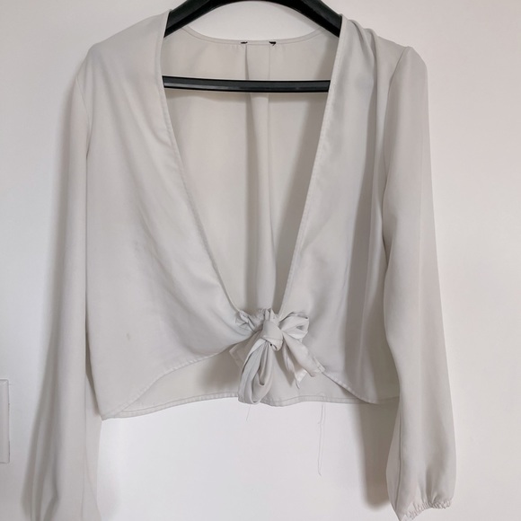 ARITZIA BABATON  tie up top - Picture 1 of 3